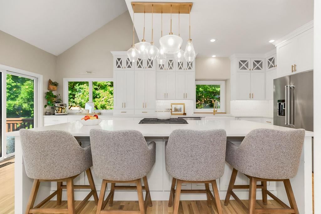 1104 White Birch Street — photo 3