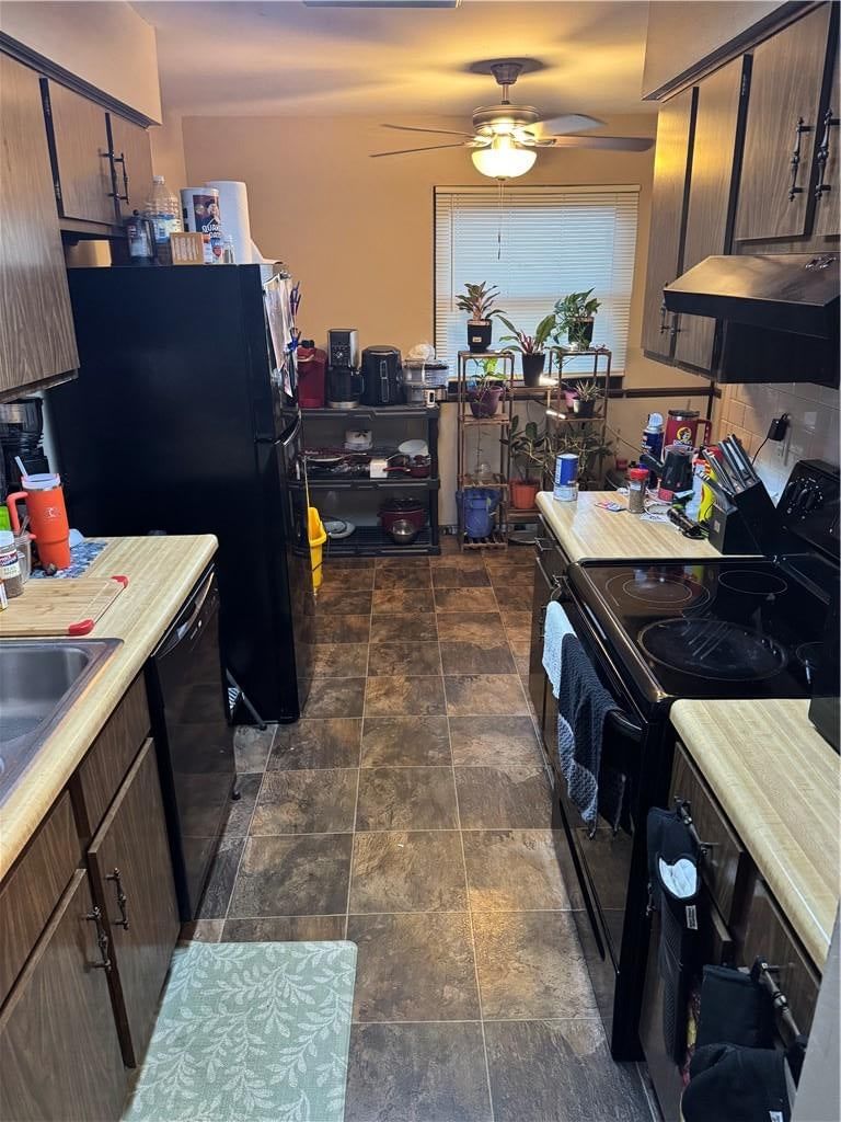 Photo 10 of 13 - 6116 E 127th Street, Grandview, MO 64030