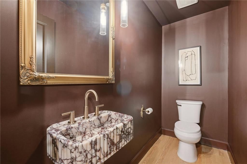 Photo 19 of 72 - 2832 W 91st Street