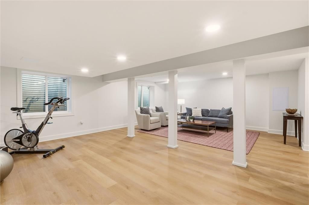 Photo 45 of 72 - 2832 W 91st Street