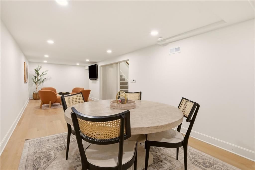 Photo 50 of 72 - 2832 W 91st Street