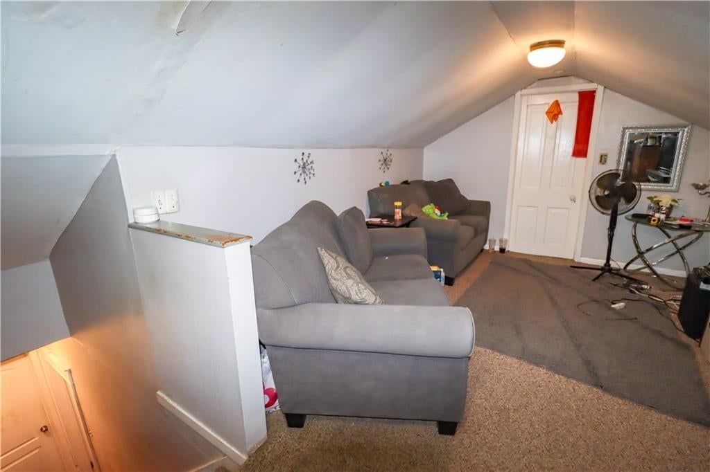 718 S Chestnut Street — photo 28