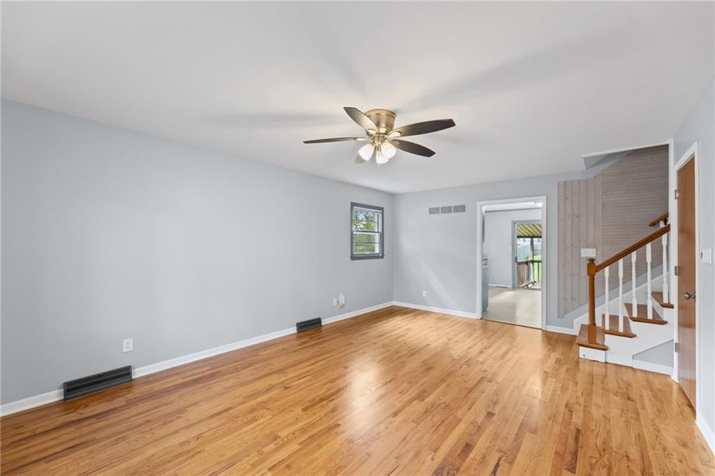 9636 Outlook Drive — photo 10