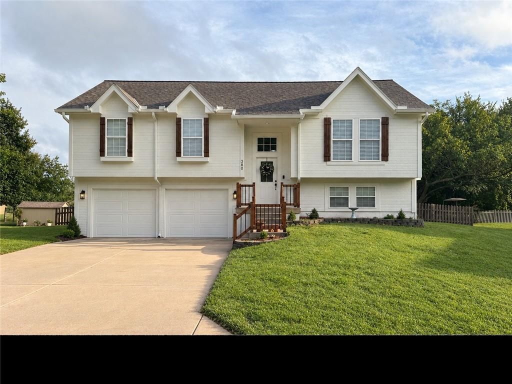 810 S Morgan Drive — photo 1