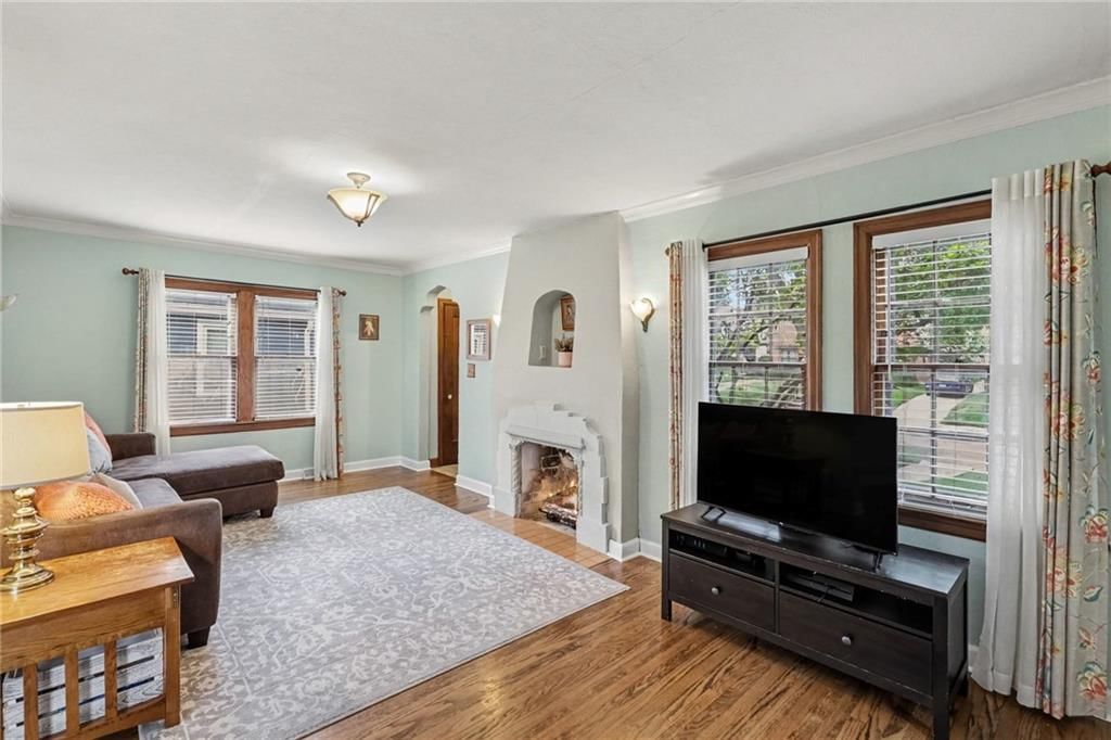 7559 Grand Avenue — photo 10