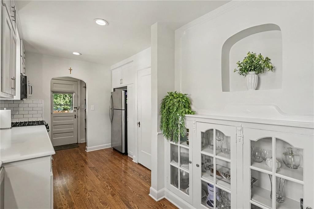 7559 Grand Avenue — photo 15