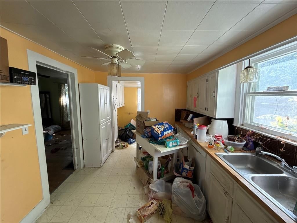 305 W Adams Street — photo 7