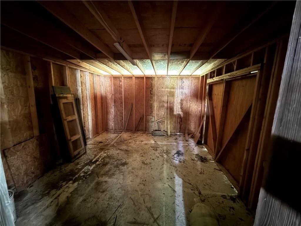 305 W Adams Street — photo 20