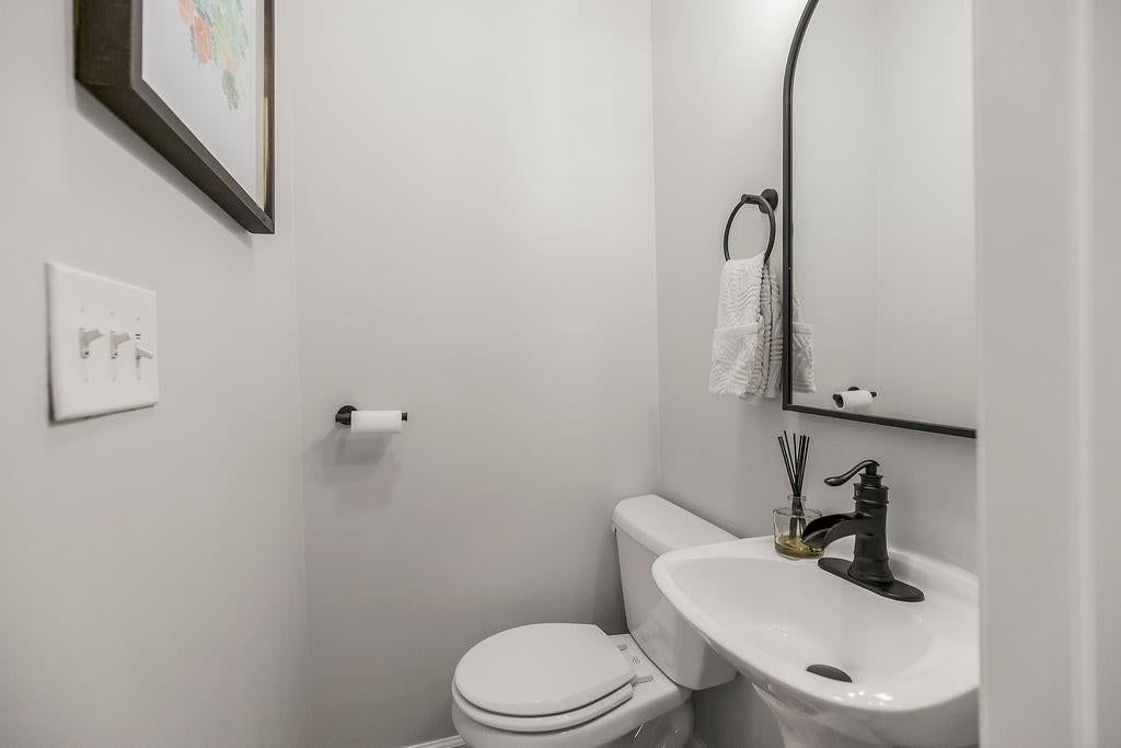 7507 Walnut Street — photo 28