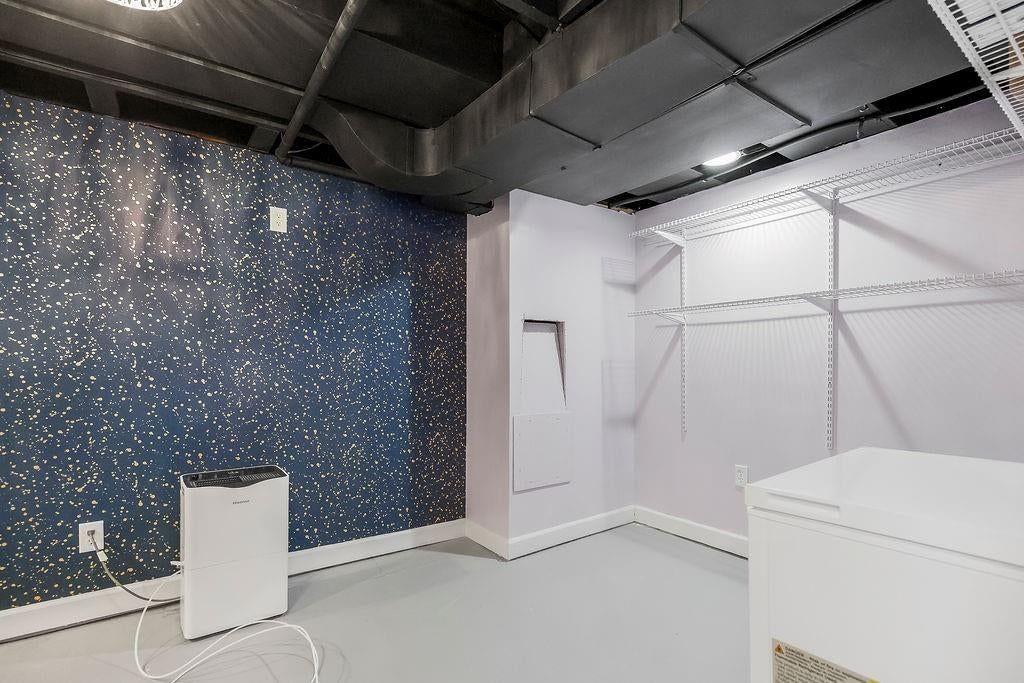 7507 Walnut Street — photo 33