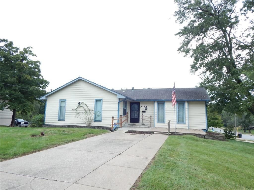 1727 Dakota Street — photo 29
