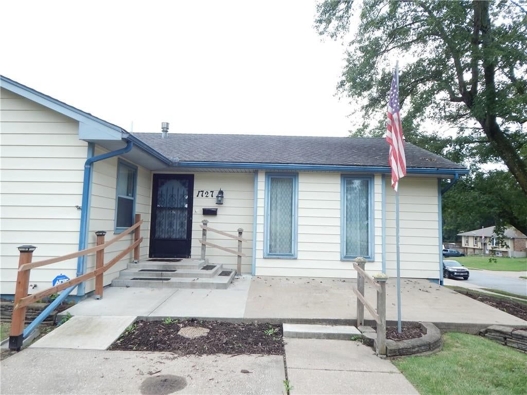 1727 Dakota Street — photo 30