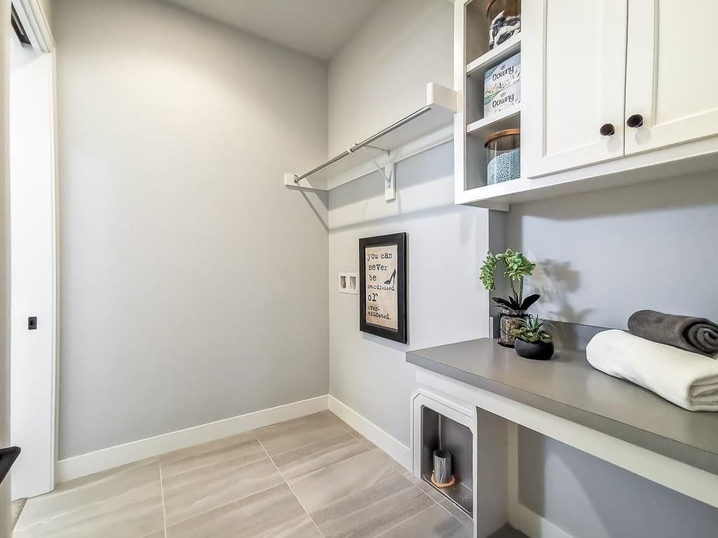 17308 Oakshire Street — photo 32