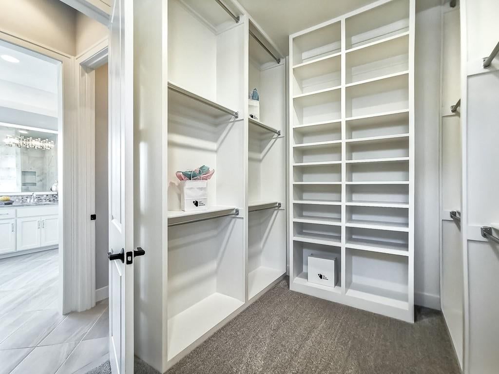 17308 Oakshire Street — photo 56