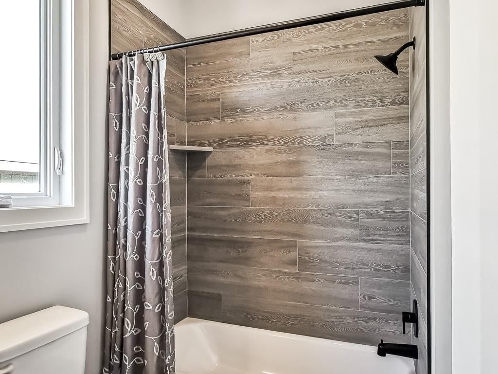 17308 Oakshire Street — photo 63
