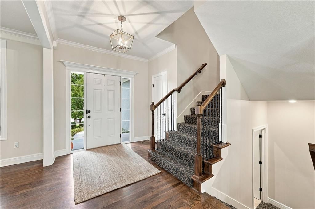 9014 W 158TH Terrace — photo 5