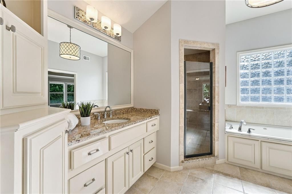 9014 W 158TH Terrace — photo 36