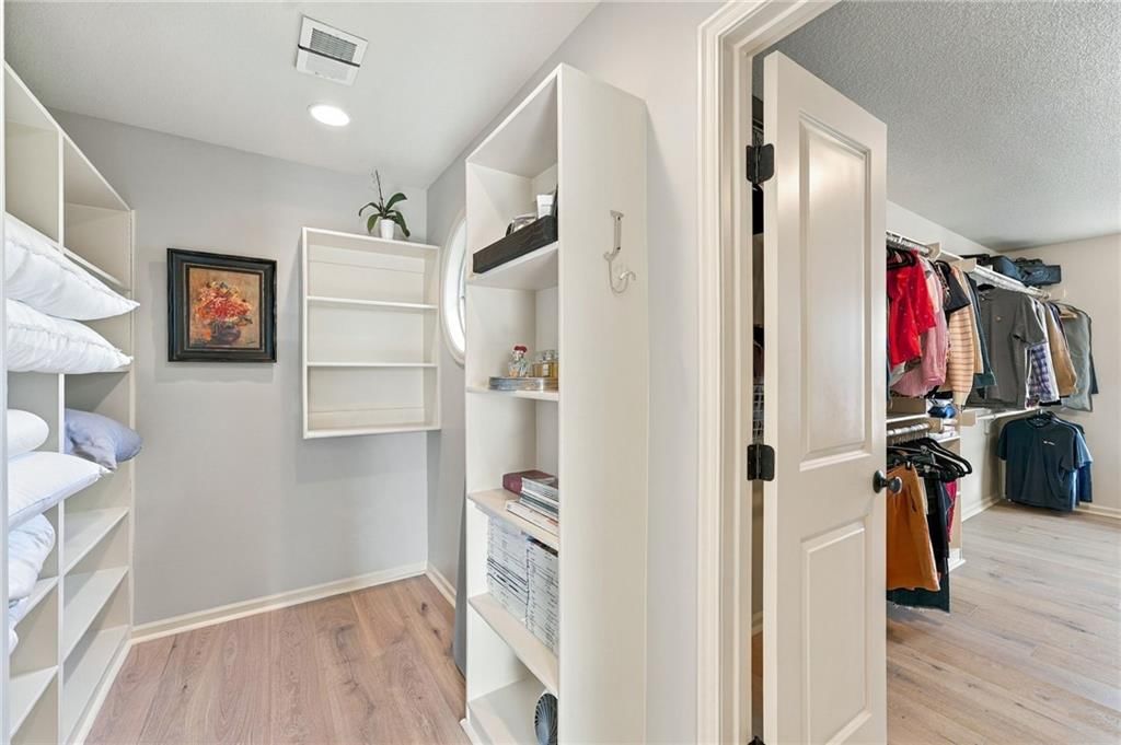 9014 W 158TH Terrace — photo 38