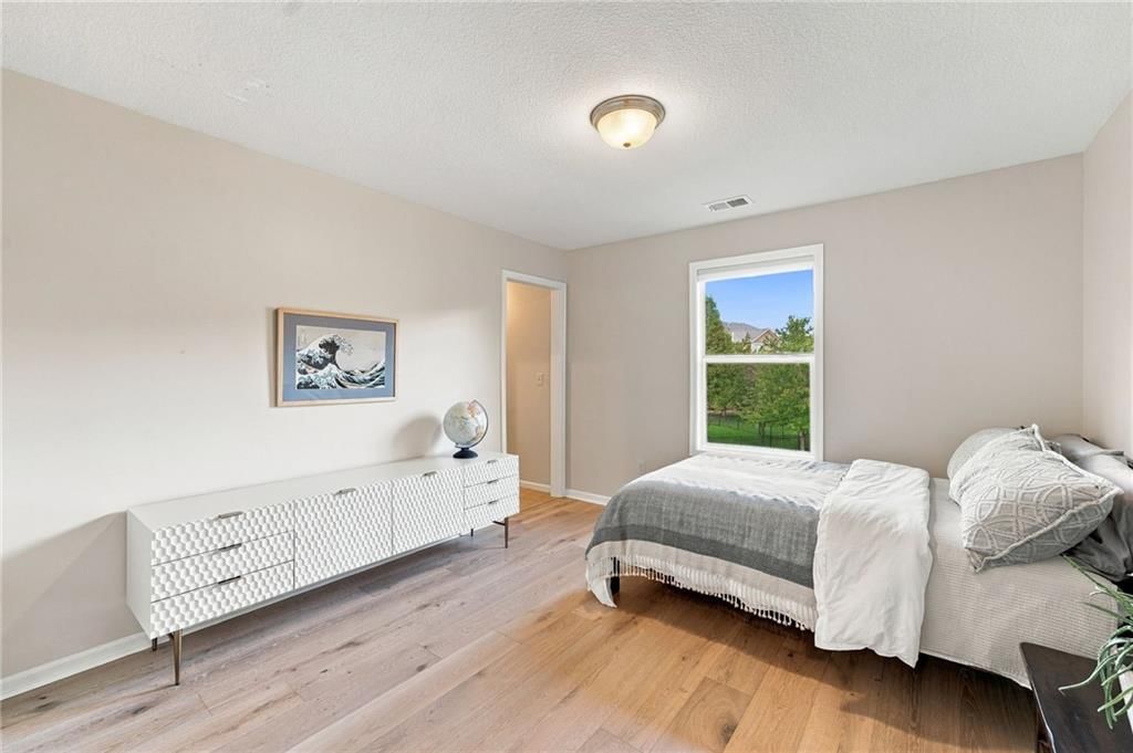 9014 W 158TH Terrace — photo 45