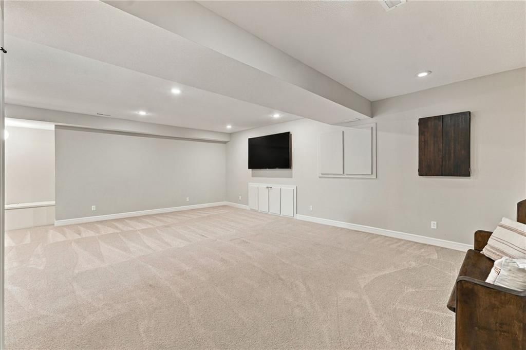 9014 W 158TH Terrace — photo 51