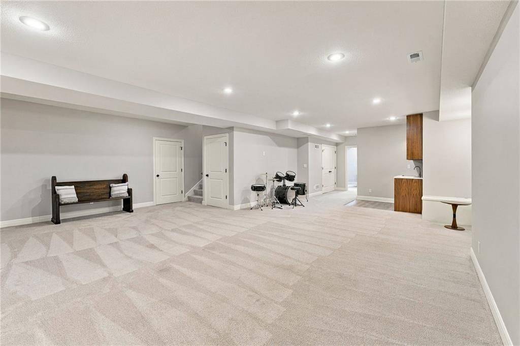 9014 W 158TH Terrace — photo 52