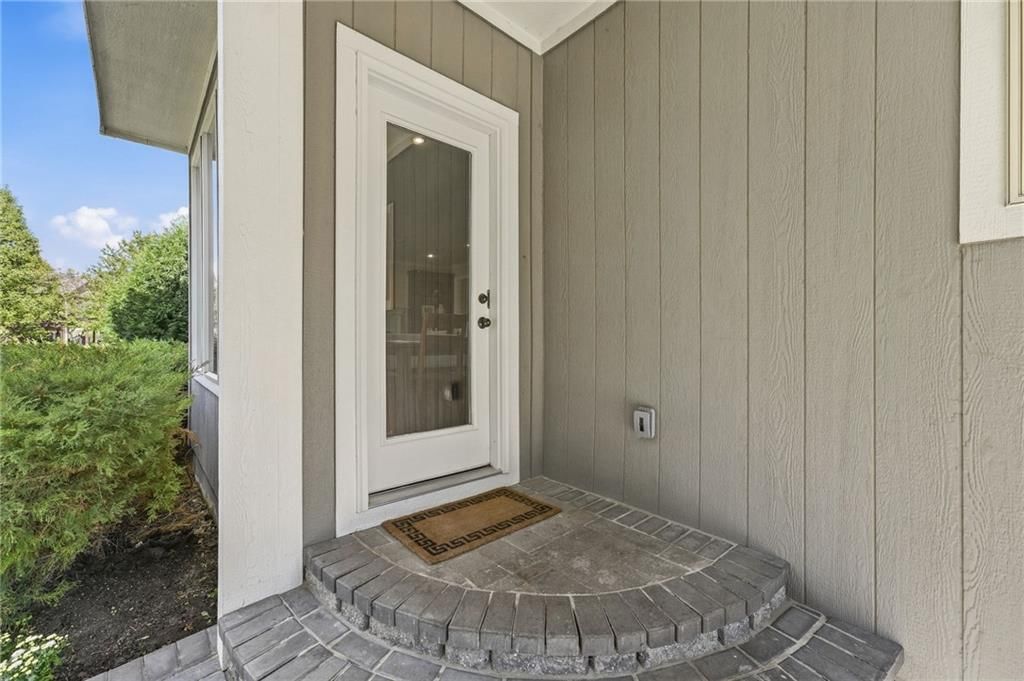 9014 W 158TH Terrace — photo 59