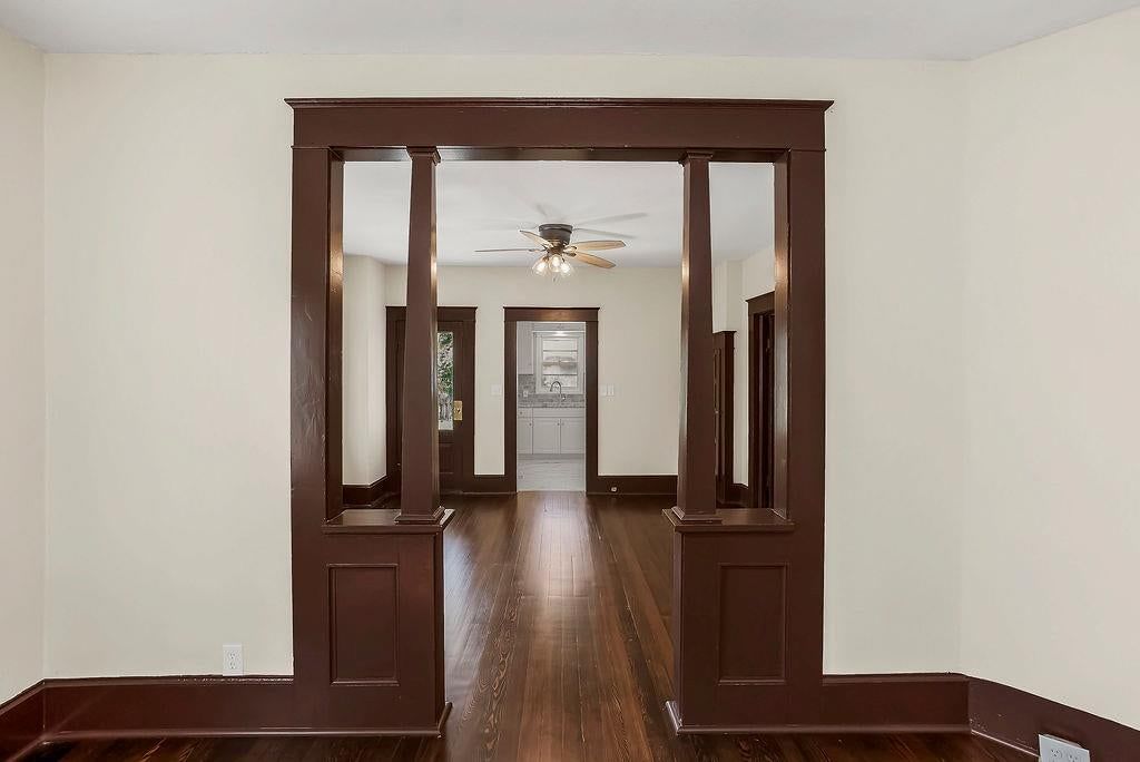 724 N Oak Street — photo 7