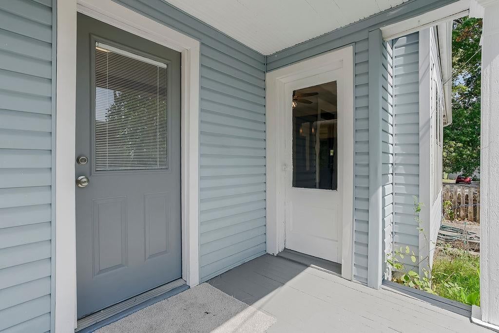 724 N Oak Street — photo 27
