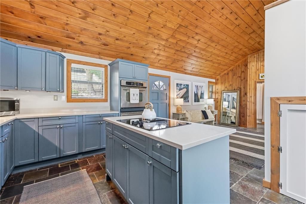 113 L Street — photo 15