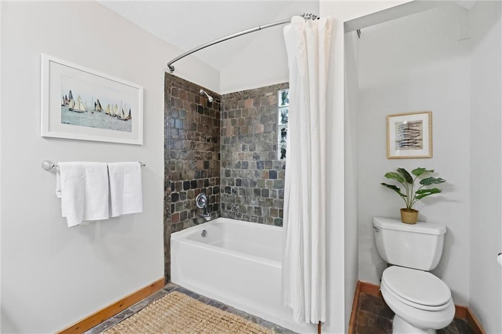 113 L Street — photo 34