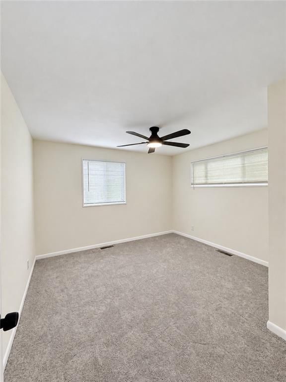 Carpet at 7209 E 86 Street, Kansas City, MO 64138