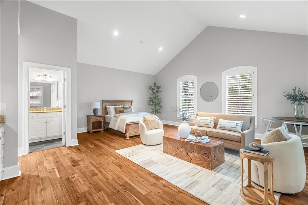 4911 Wyandotte Street — photo 37