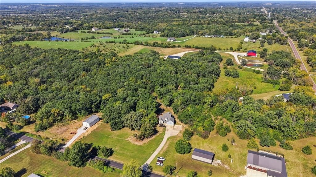 38600 E PARRENT Road, Oak Grove, MO: listing photo 3