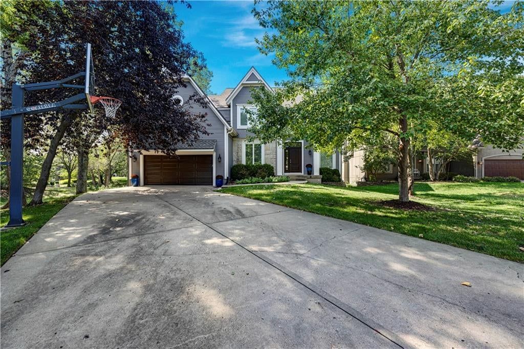 14018 ASH Street, Overland Park, KS