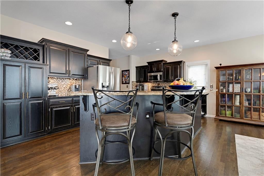 Photo 12 of 41, 14018 ASH Street, Overland Park, KS 66224