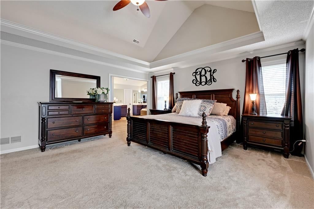 Photo 20 of 41, 14018 ASH Street, Overland Park, KS 66224