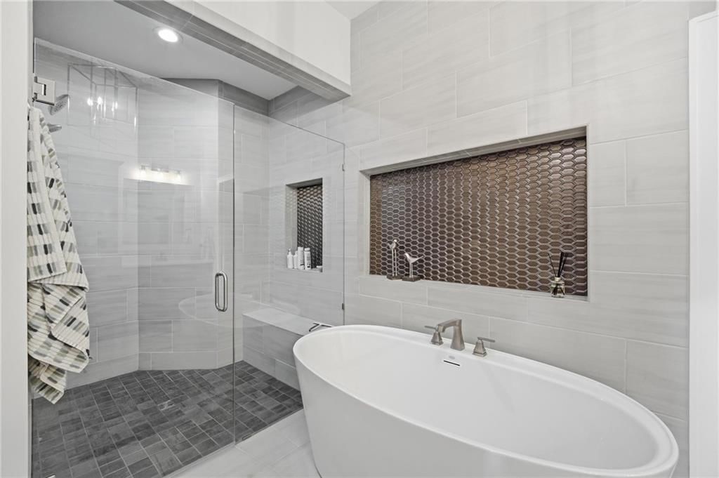 13405 W 177th Street — photo 32