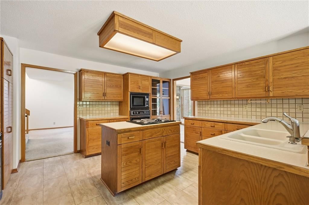 8500 W 148th Street — photo 15