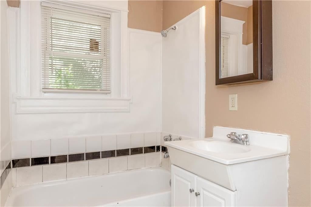 2507-2509 Benton Boulevard — photo 16