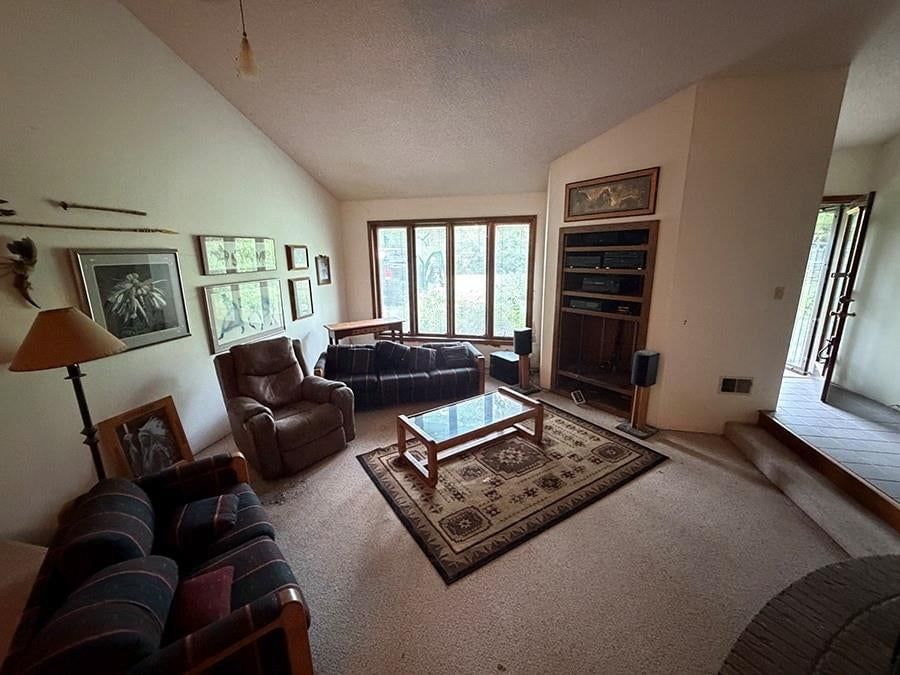 1405 Lynwood Court — photo 22