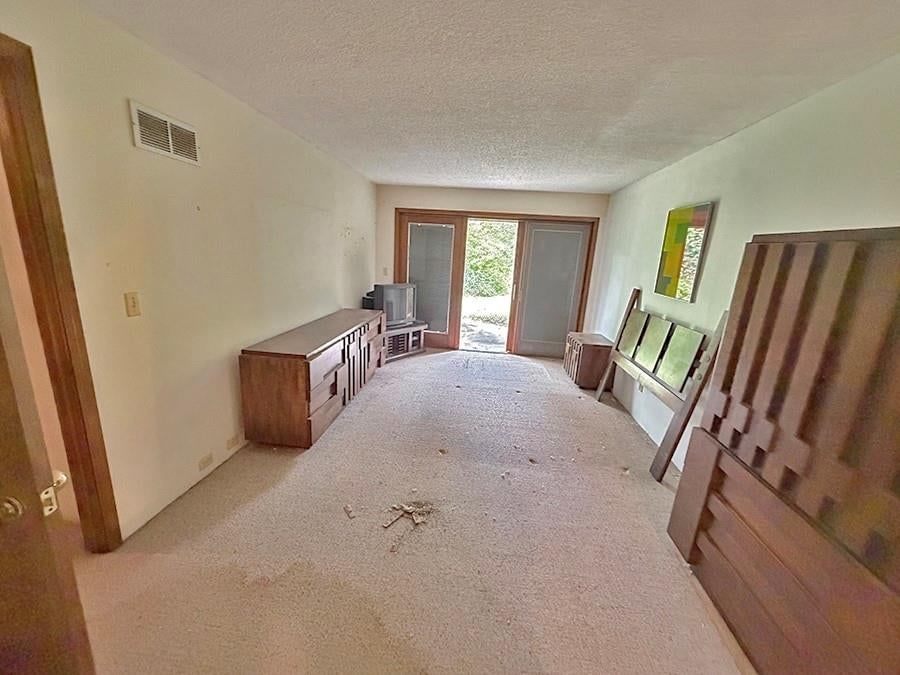 1405 Lynwood Court — photo 54