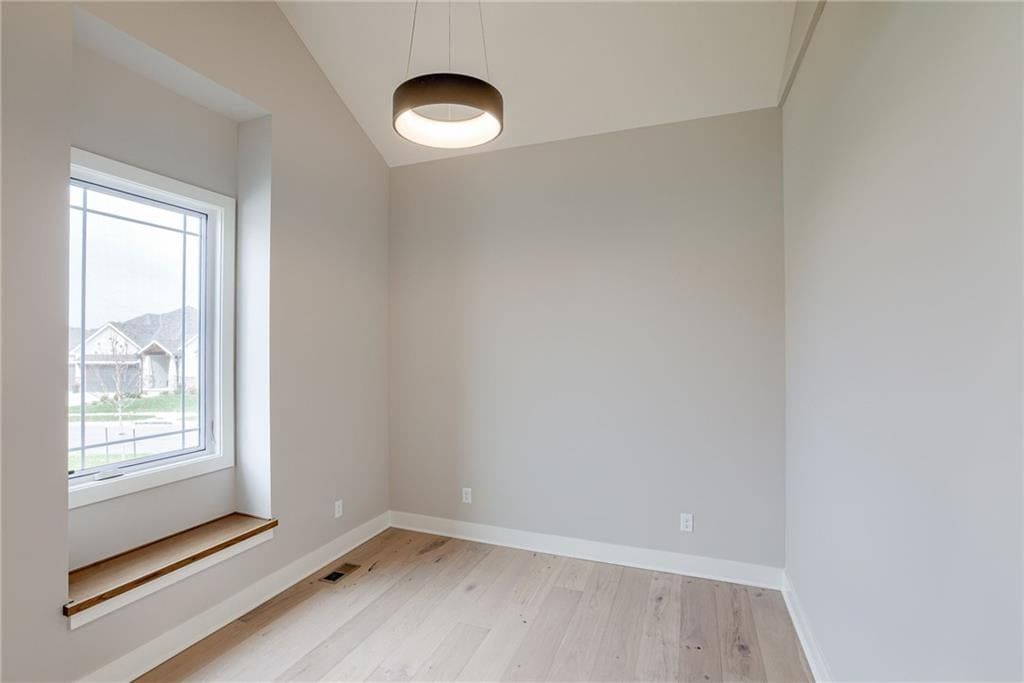 2416 W 179th Street — photo 34