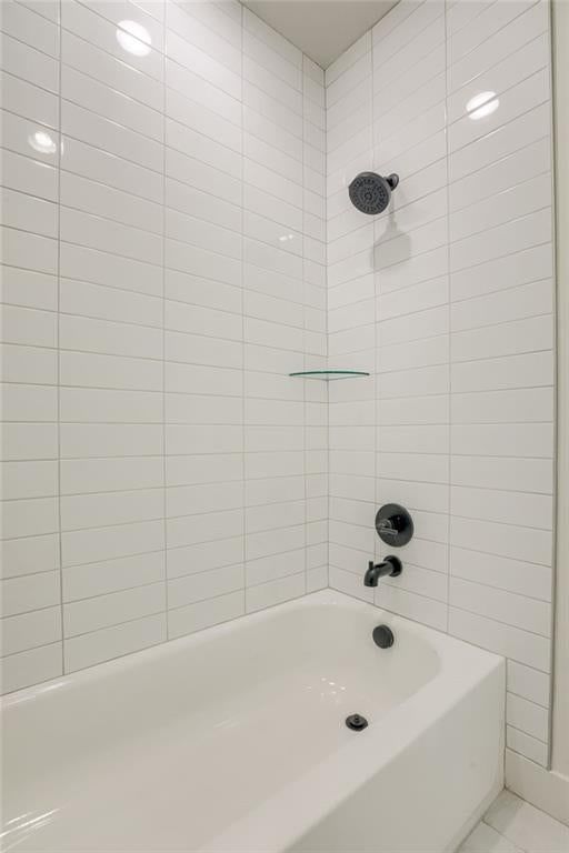 2416 W 179th Street — photo 42