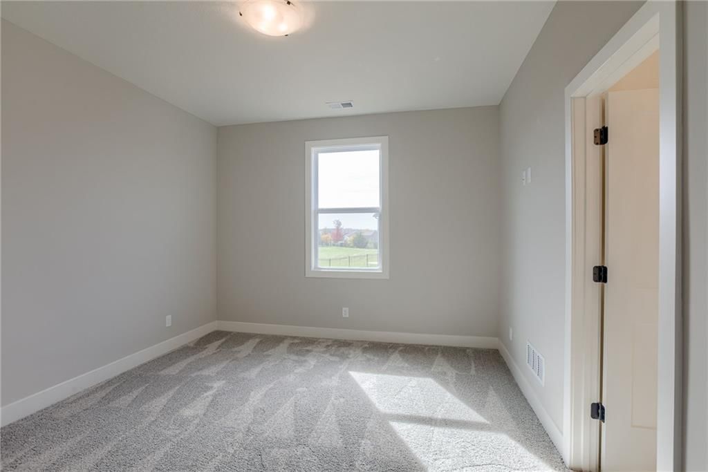 2416 W 179th Street — photo 43