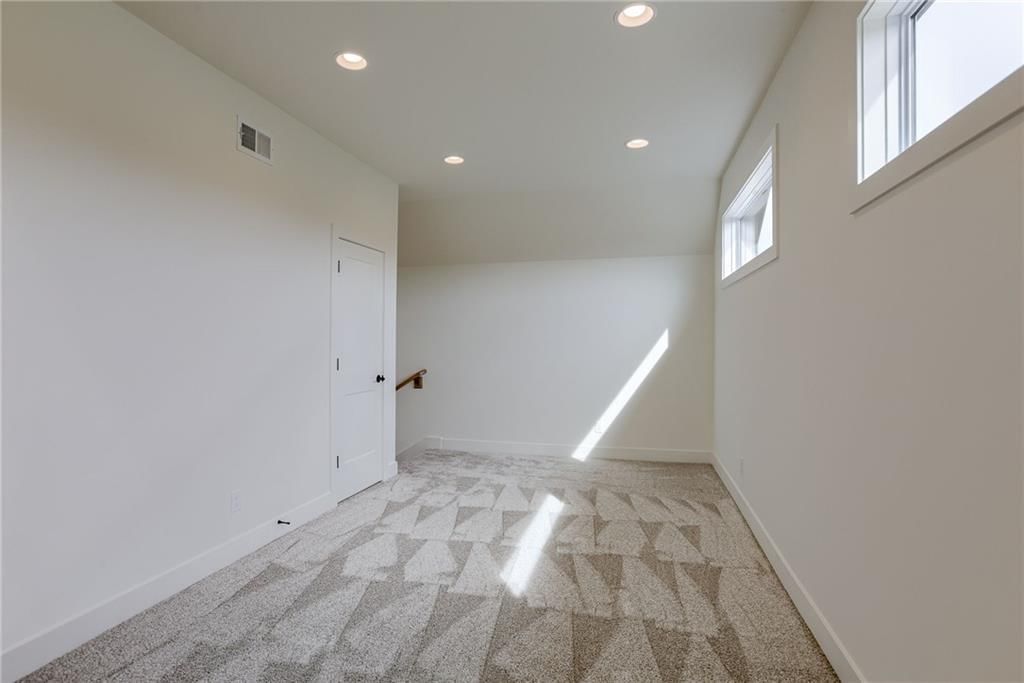2416 W 179th Street — photo 45