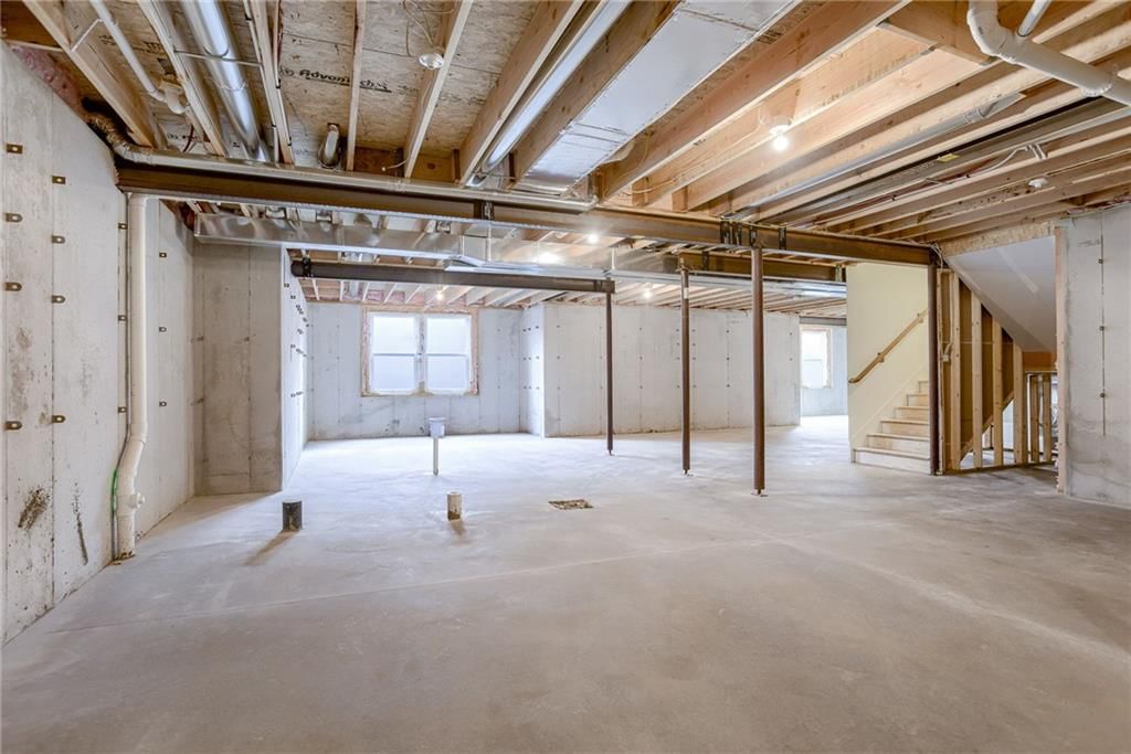 2416 W 179th Street — photo 46