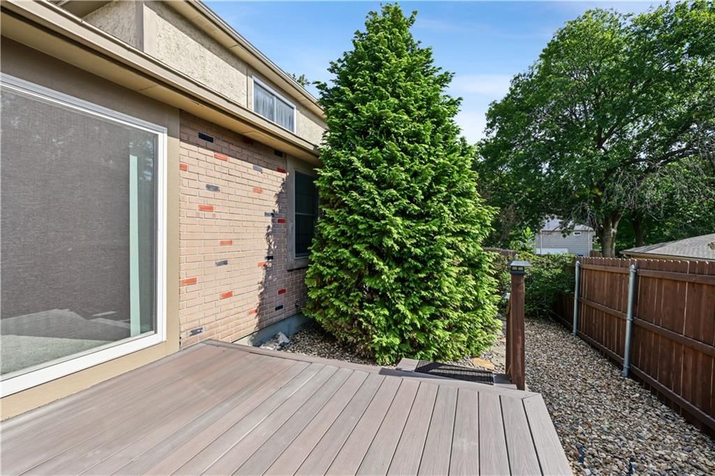 Photo 14 of 39 - 9623 Reeder Street, Overland Park, KS 66214