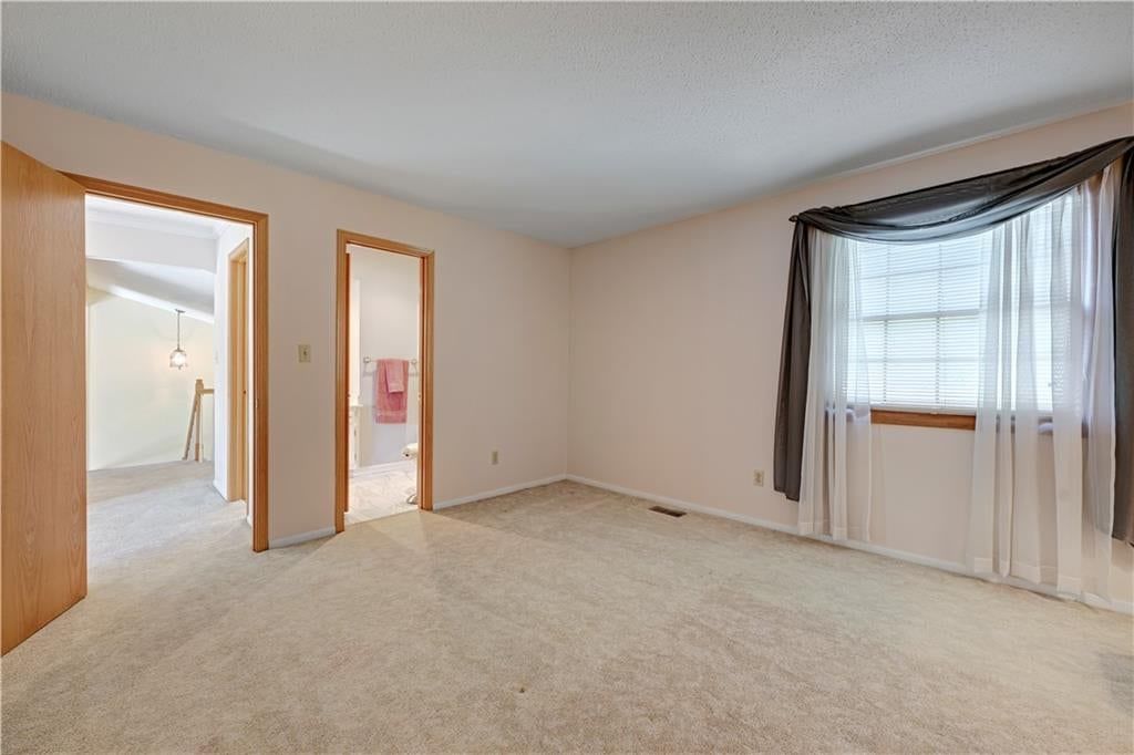 Photo 25 of 39 - 9623 Reeder Street, Overland Park, KS 66214