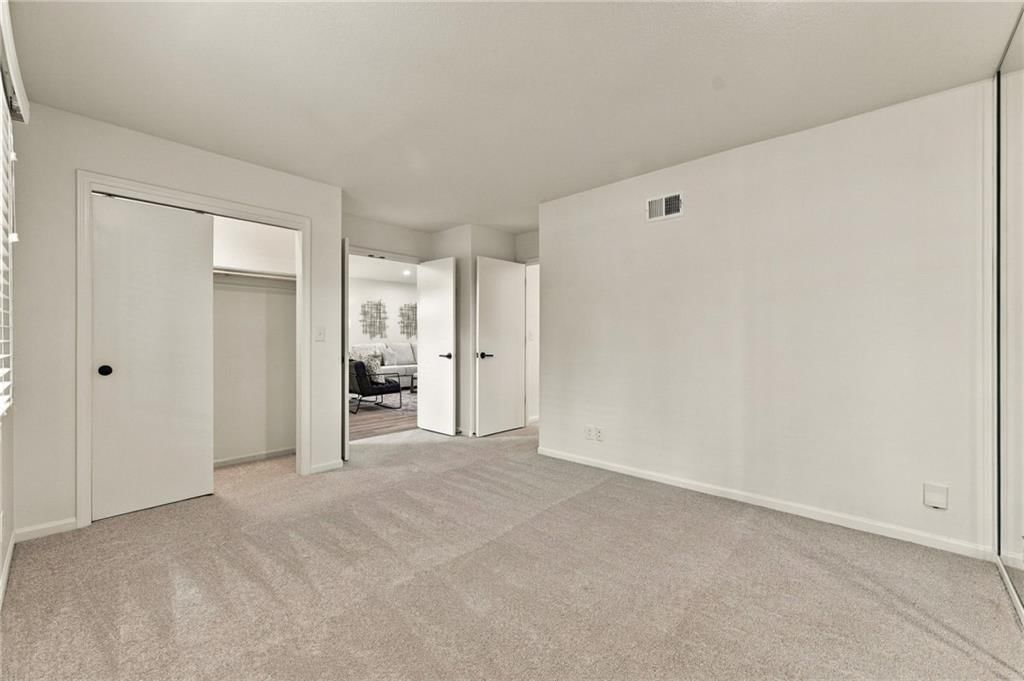 2012 W 123rd Terrace — photo 27