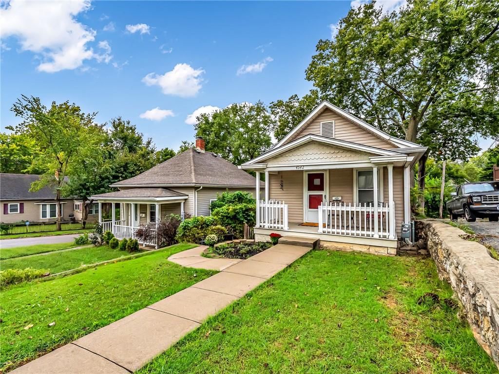 4542 State Line Road — photo 3